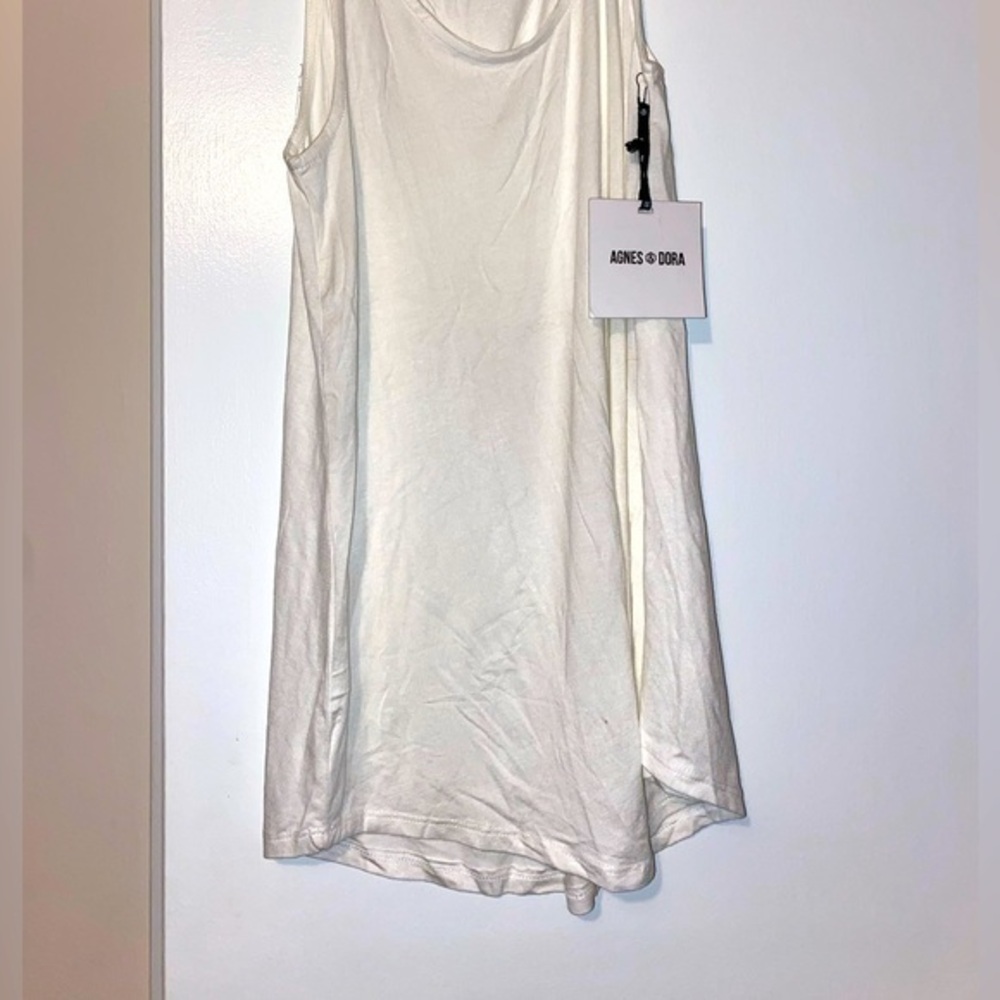#36: NWT Agnes & Dora White Tank - Picture 3 of 4